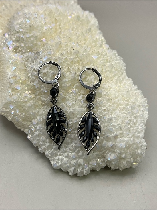 Jewelry - Y2K Gothic Black Rhinestone Leaf Dangle Earrings | Silver Tone Leverback Hoops